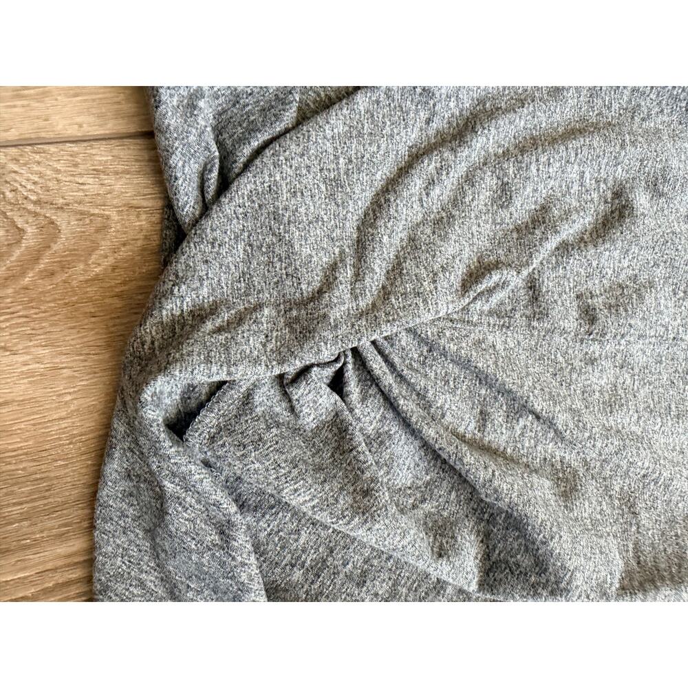 Zobha Aura Twist Active Crop Tank Top for Yoga & Gym, Size M Gray - Picture 2 of 5